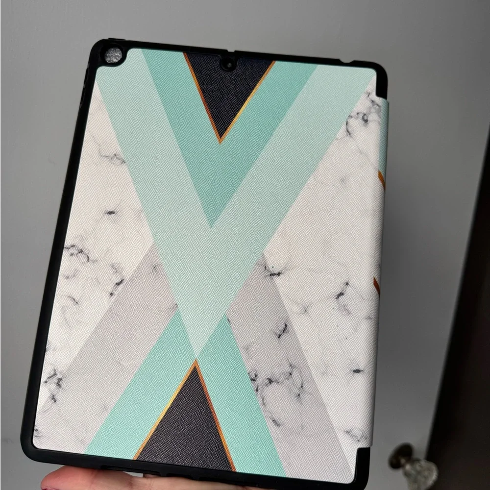Stylish Mint and White IPAD case 9.7 in